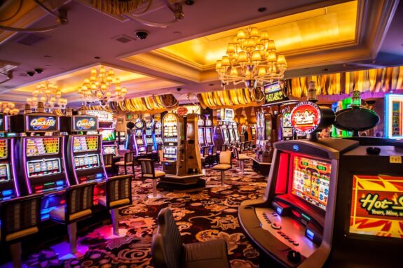 En Dypdykk i Casinostr: Strategier, Bonusser og Mer